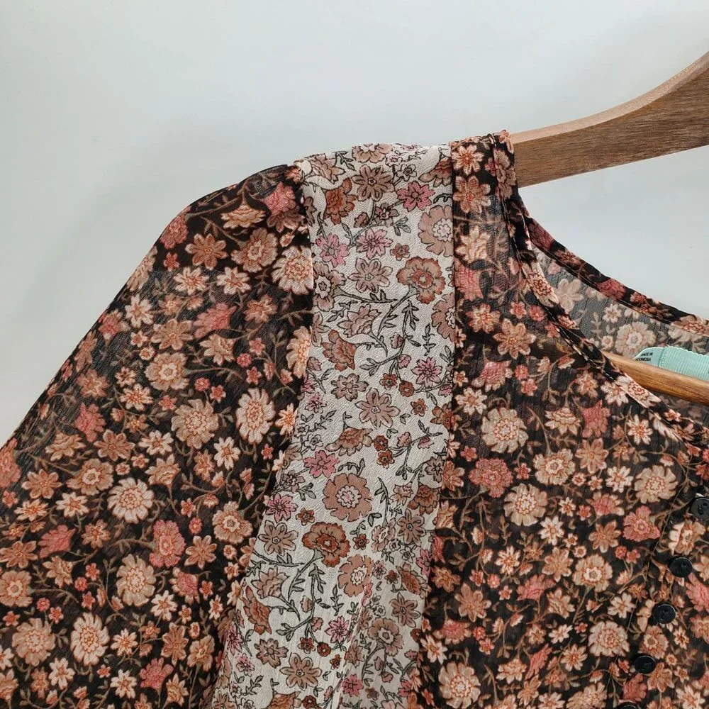 Maurices Womens Bell Sleeve Blouse Top Size‎ M Sheer Button Pink Black Boho